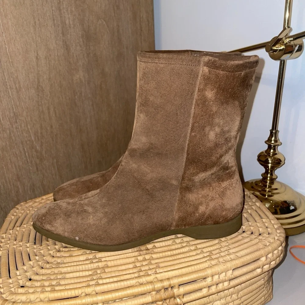 Hush Puppies Brushed Pigskin Boot with Faux Shearling Lining Sz 9/ 9.5